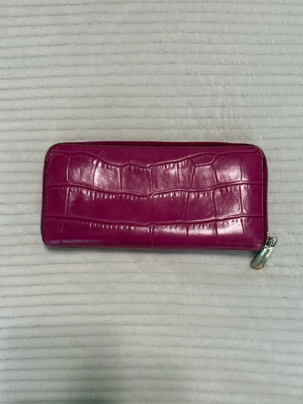 Michael Kors pink leather wallet